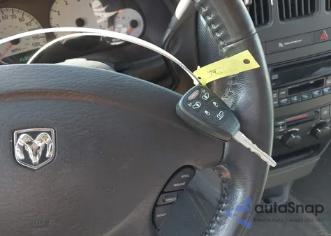 2006 Dodge Grand Caravan Sxt from USA, damaged, VIN 2D4GP44LX6R601245